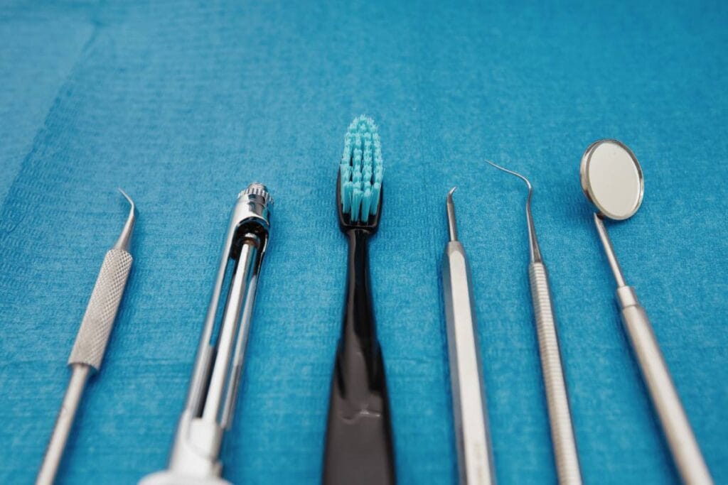 Detartraj dentar Art White Dental Clinic Ploiesti https://artwhitedentalclinic.ro