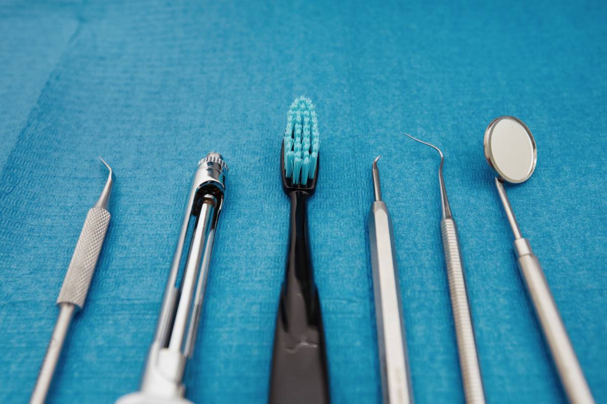 Detartraj dentar Art White Dental Clinic Ploiesti https://artwhitedentalclinic.ro